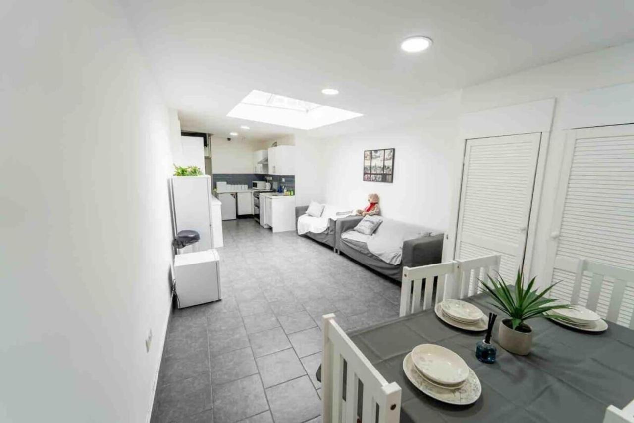 Studio Close To Selly Oak Train Station Birmingham Exterior foto